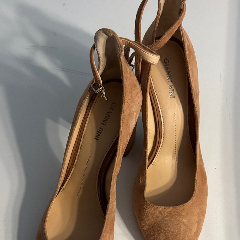 Gianni Bini Camel Suede Slingback Pumps - Picture 5 of 8